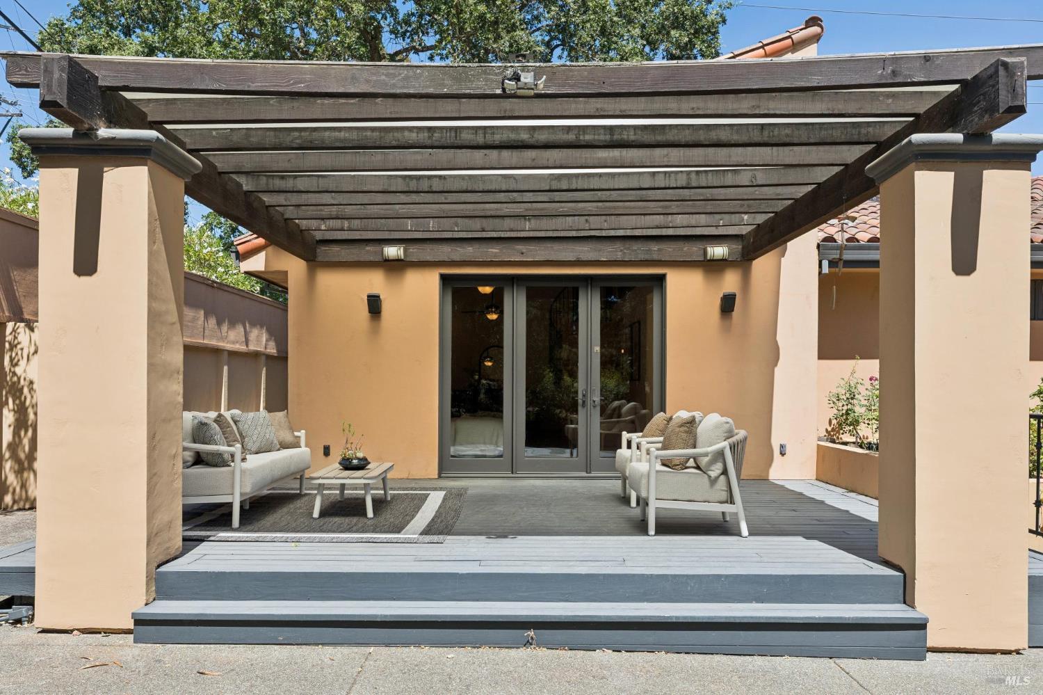 1685 Estee Avenue Napa CA 94558
