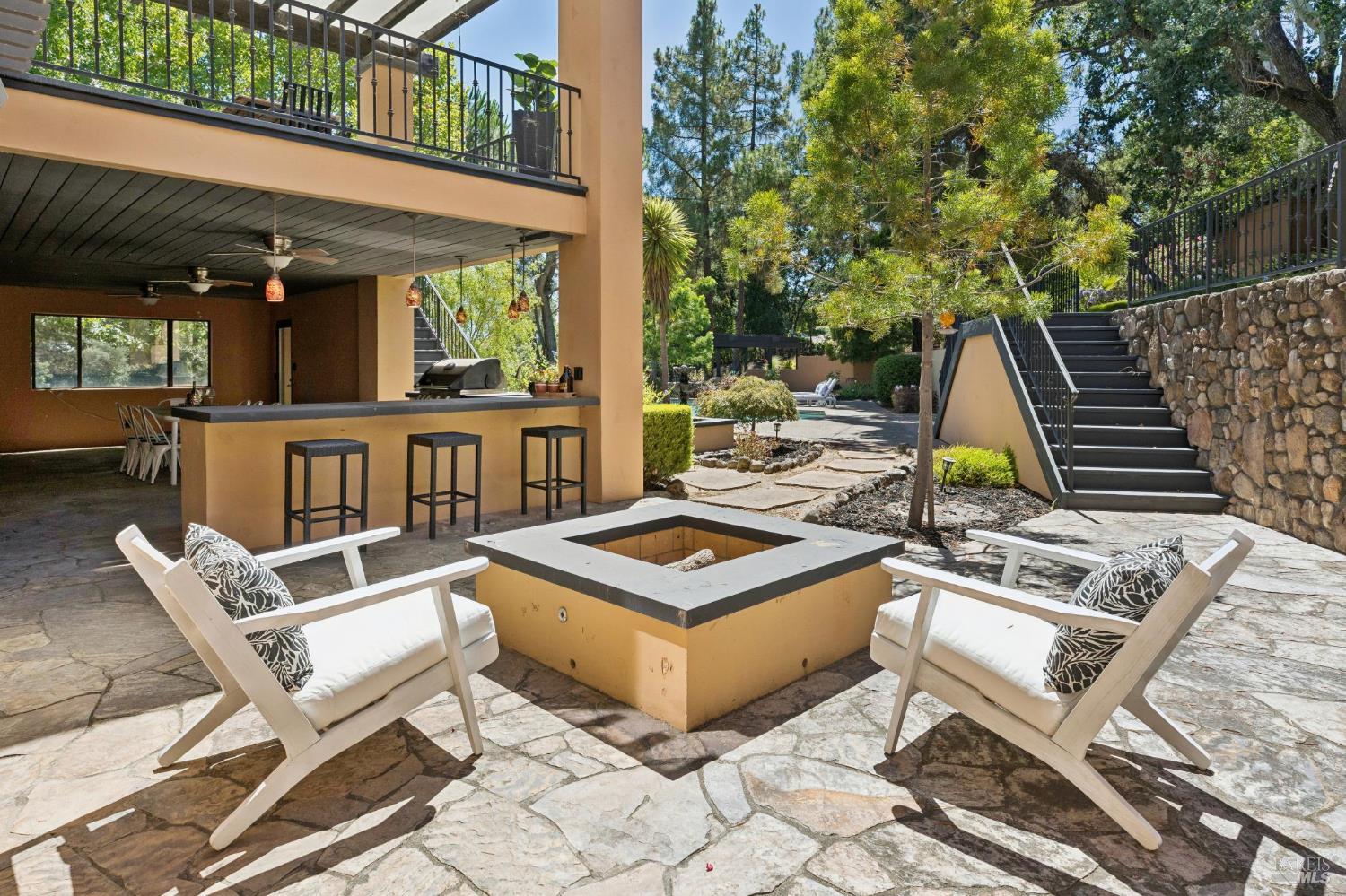 1685 Estee Avenue Napa CA 94558