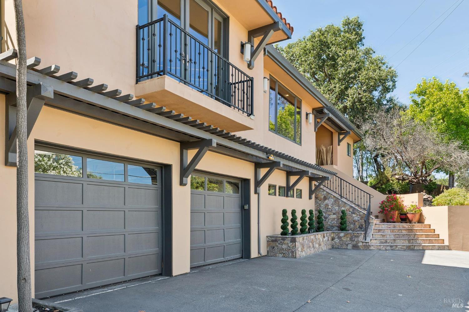 1685 Estee Avenue Napa CA 94558