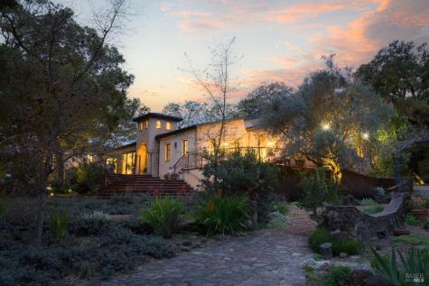 18455 Half Moon Street Sonoma CA 95476