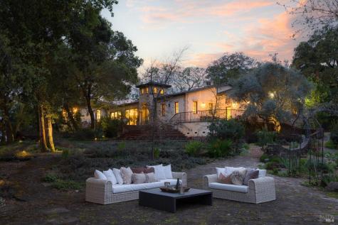 18455 Half Moon Street Sonoma CA 95476