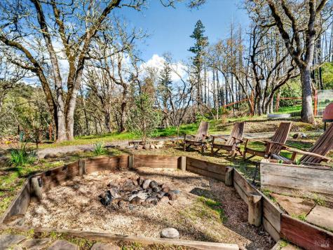 11641 Highway 128 Highway Healdsburg CA 95448