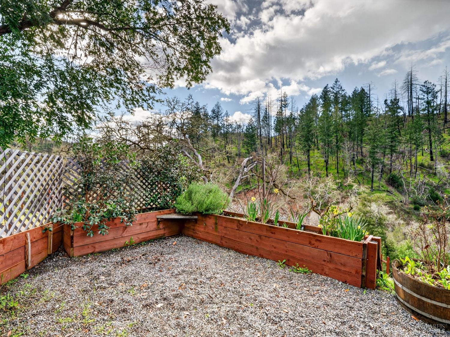 11641 Highway 128 Healdsburg CA 95448