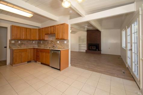 701 Corlano Avenue Santa Rosa CA 95404