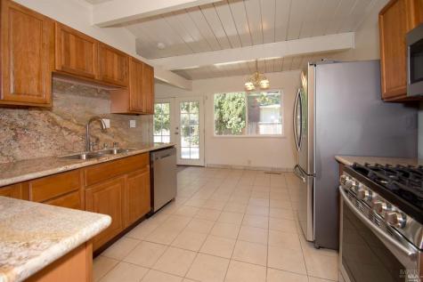 701 Corlano Avenue Santa Rosa CA 95404