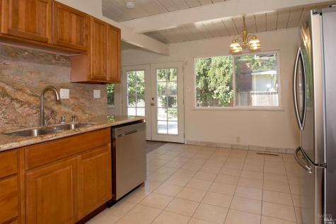 701 Corlano Avenue Santa Rosa CA 95404