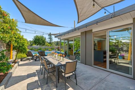 676 Cedarberry Lane San Rafael CA 94903