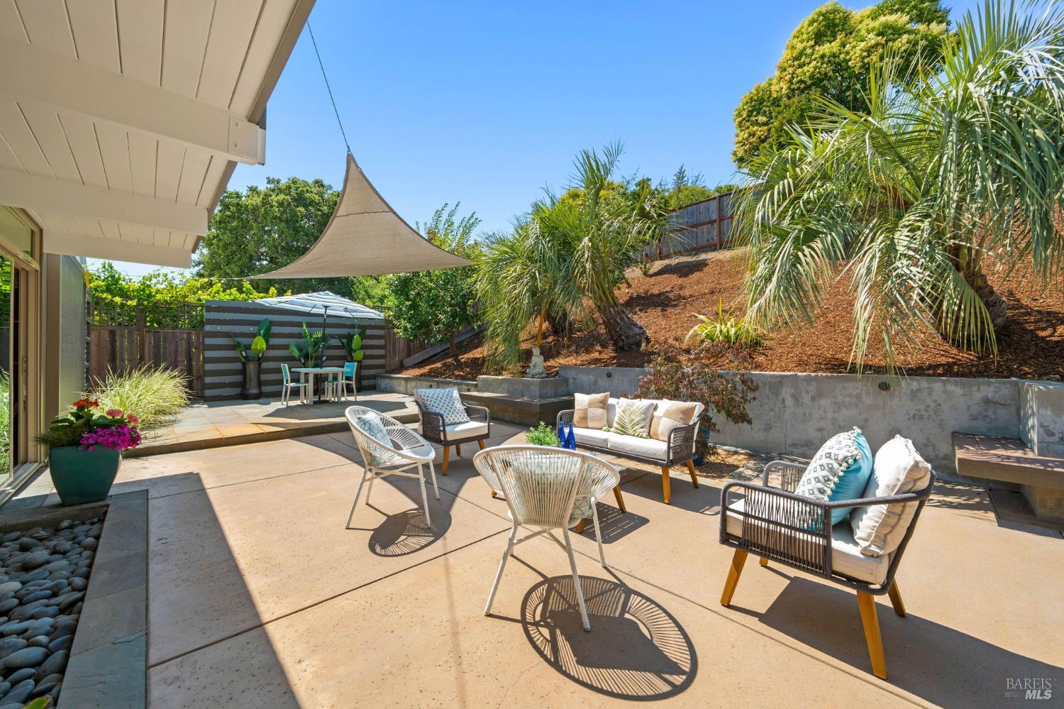 676 Cedarberry Lane San Rafael CA 94903