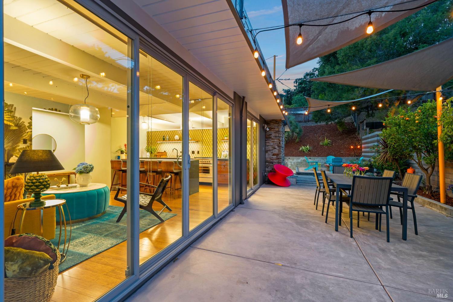 676 Cedarberry Lane San Rafael CA 94903