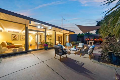 676 Cedarberry Lane San Rafael CA 94903