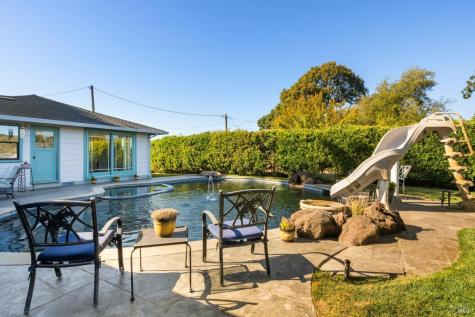 5111 Todd Road Sebastopol CA 95472