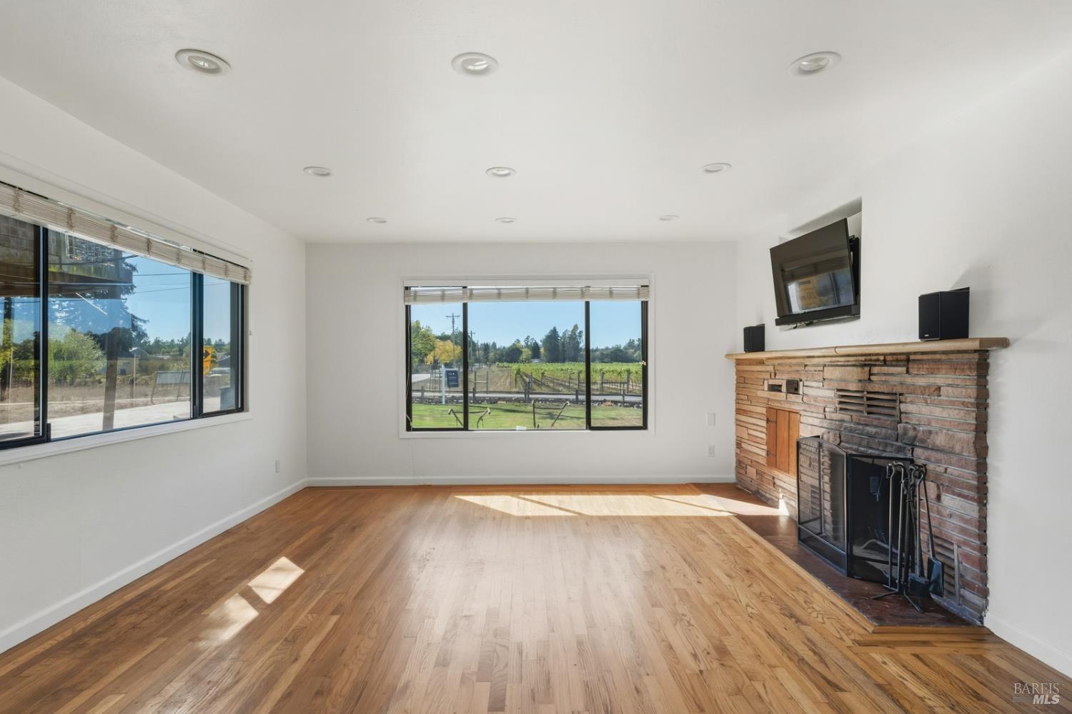 5111 Todd Road Sebastopol CA 95472