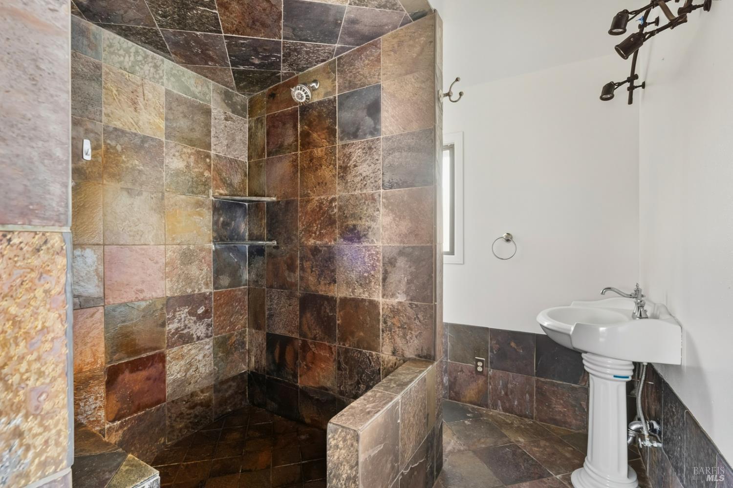 5111 Todd Road Sebastopol CA 95472