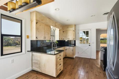 5111 Todd Road Sebastopol CA 95472