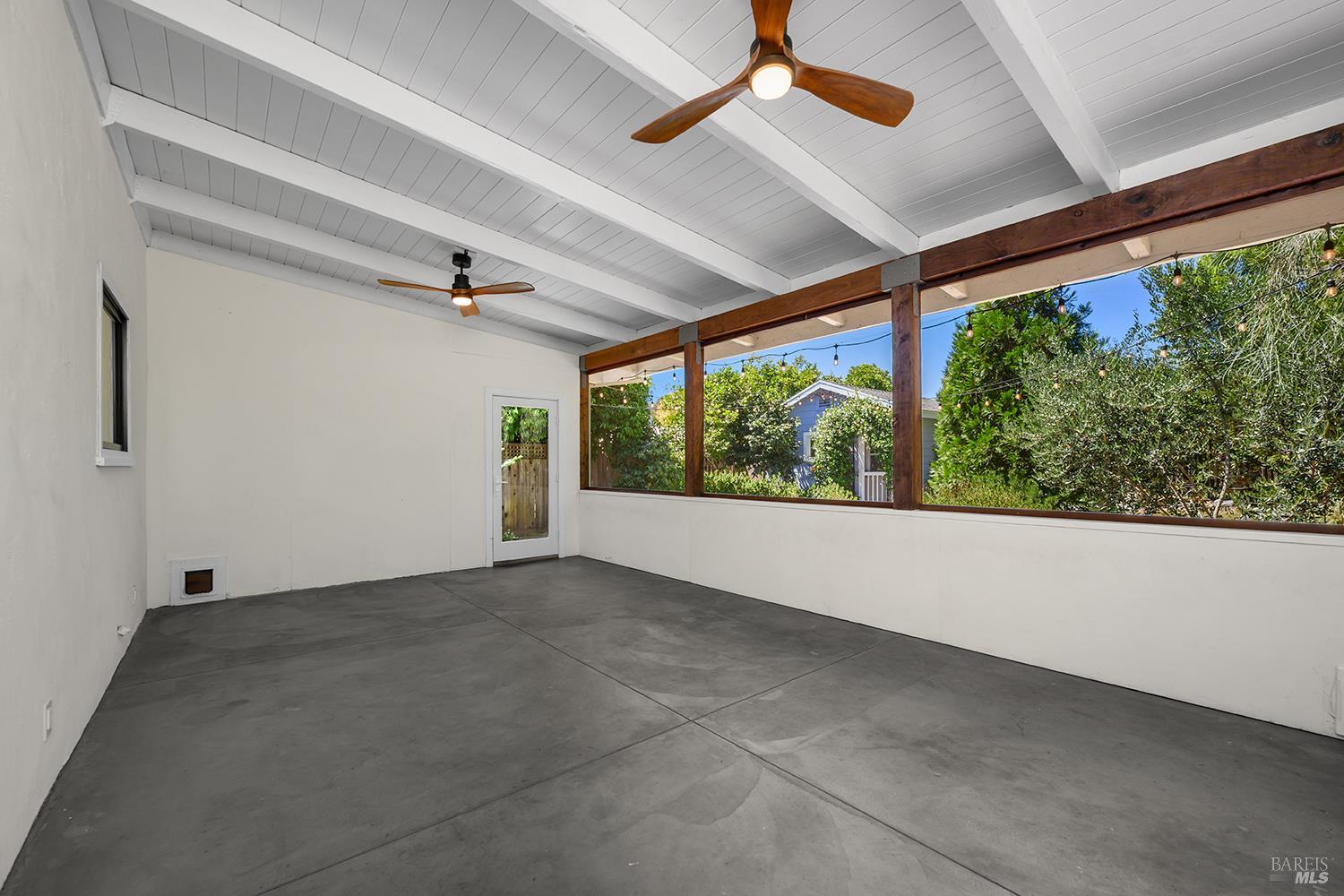 313 N Jefferson Street Cloverdale CA 95425