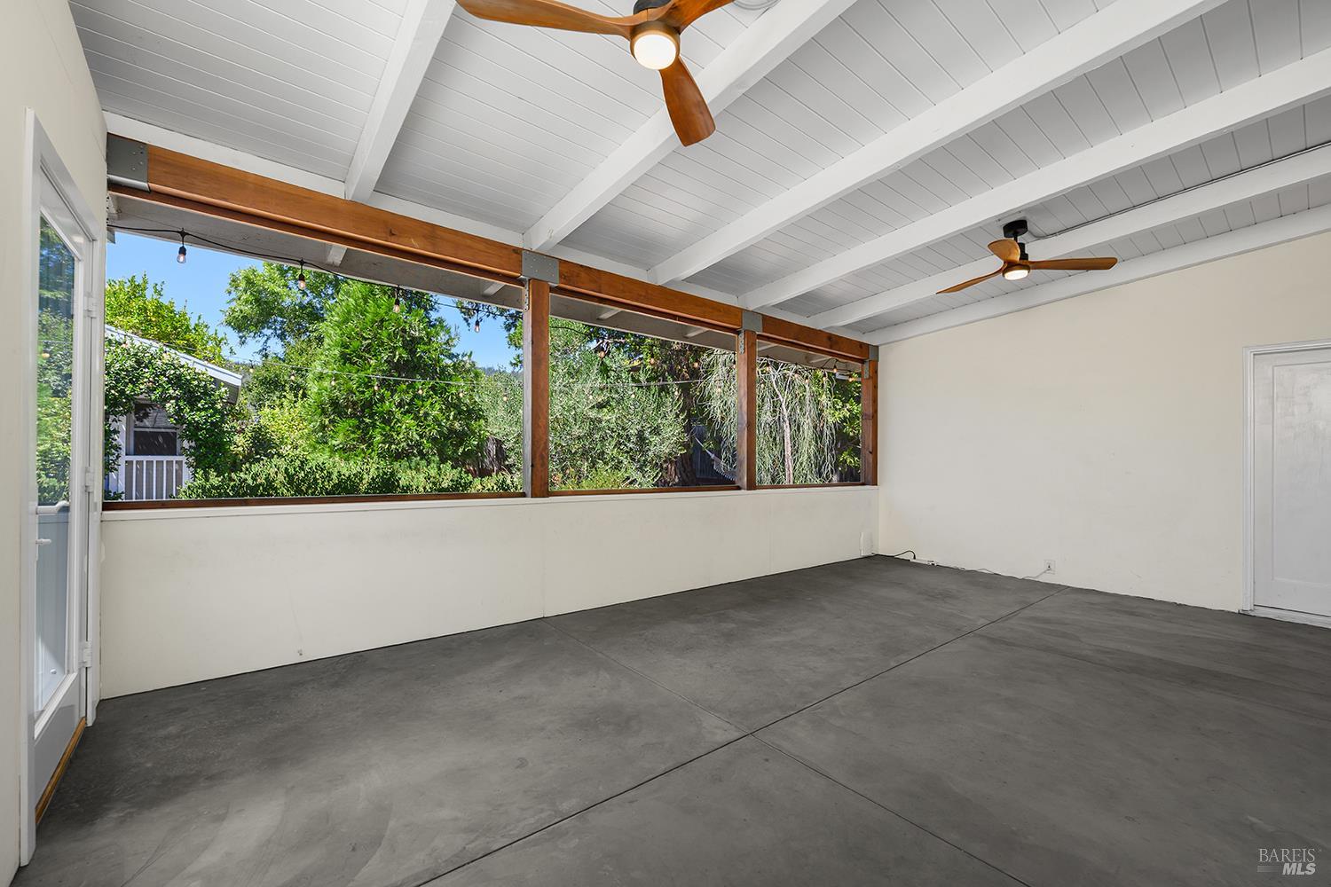 313 N Jefferson Street Cloverdale CA 95425
