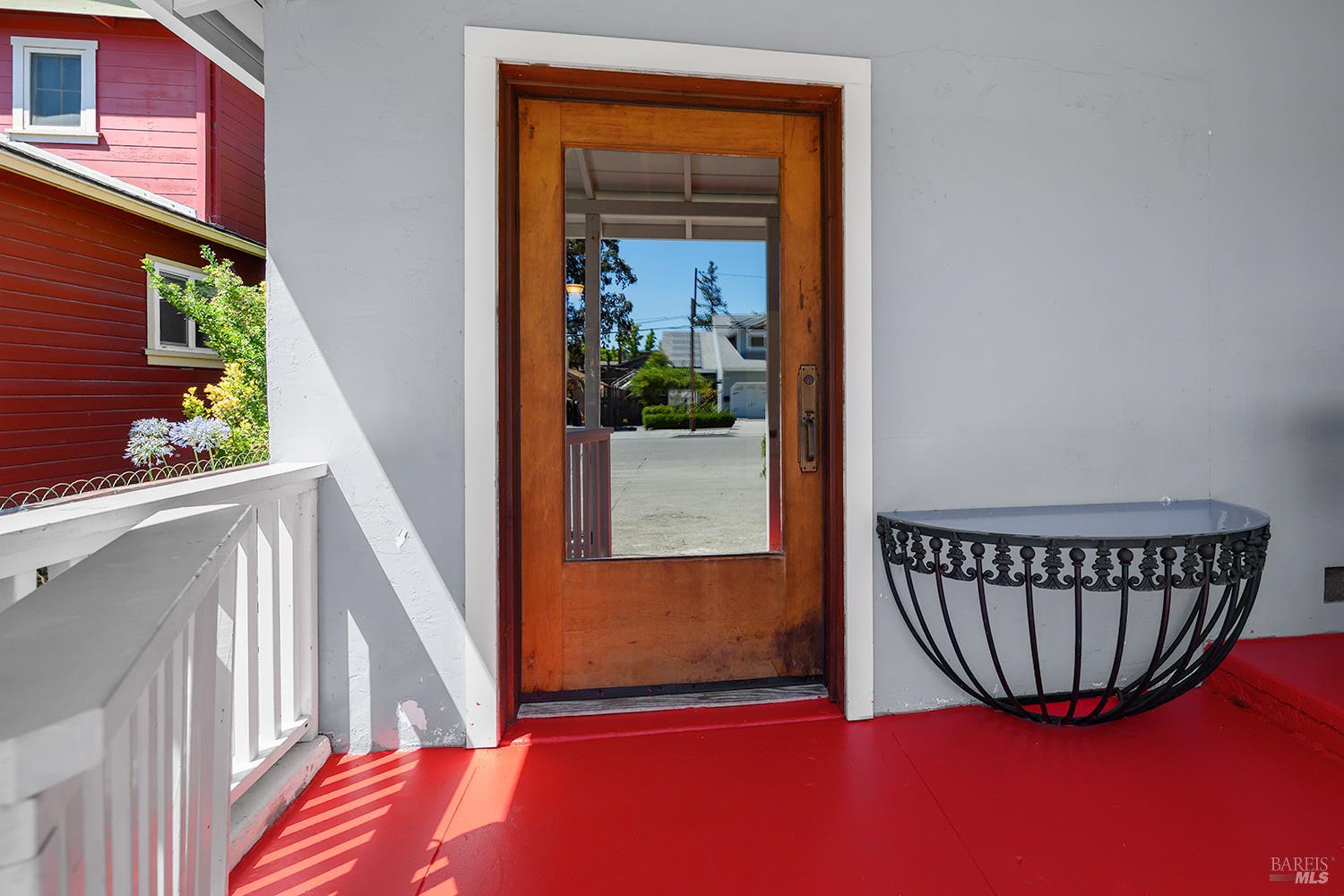 313 N Jefferson Street Cloverdale CA 95425