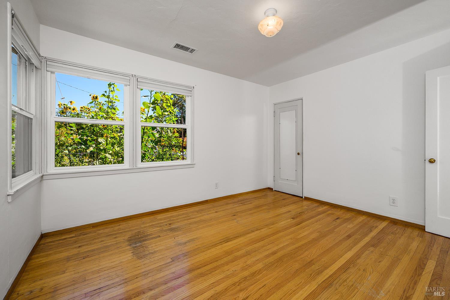 313 N Jefferson Street Cloverdale CA 95425