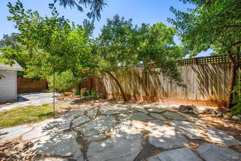 313 N Jefferson Street Cloverdale CA 95425