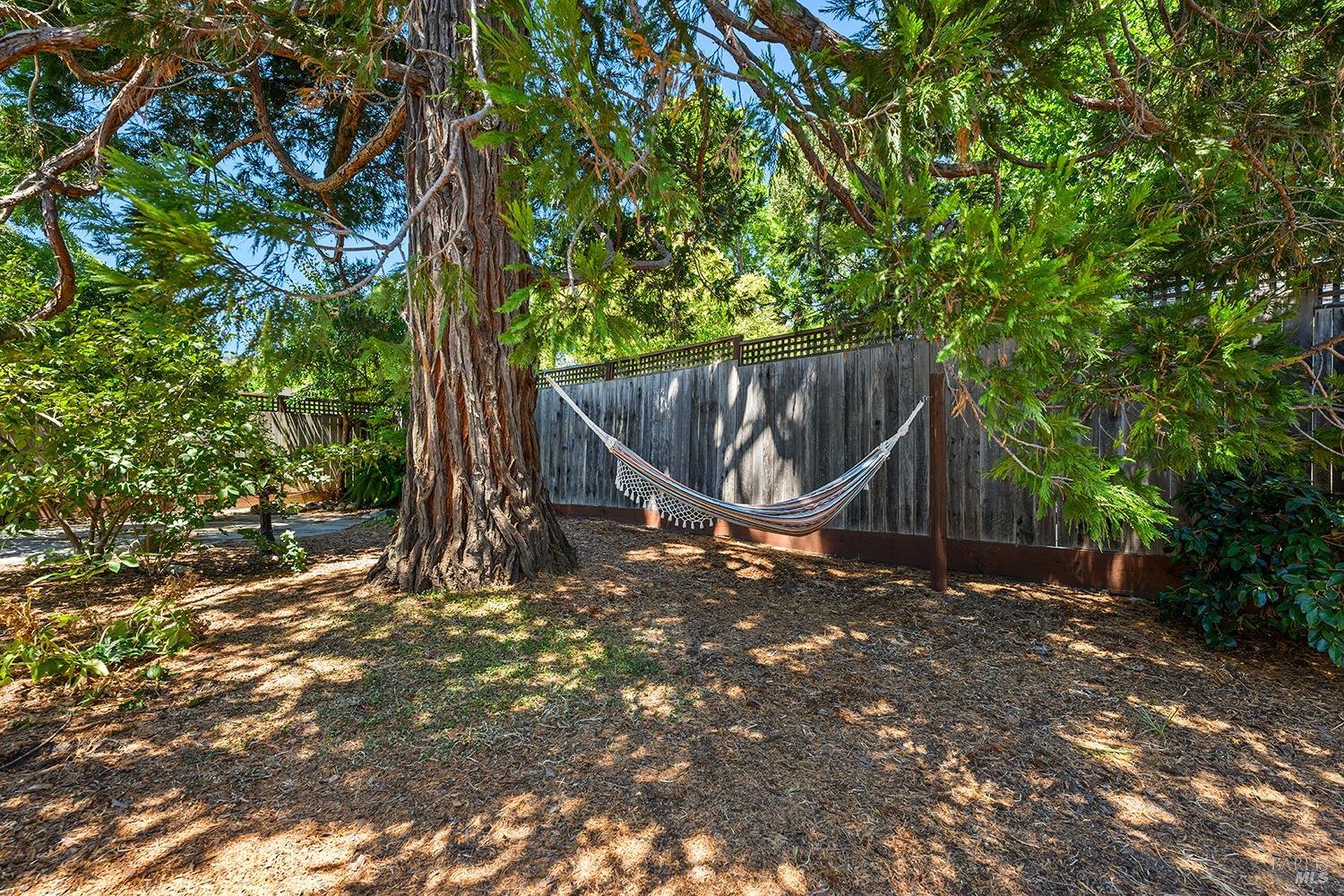 313 N Jefferson Street Cloverdale CA 95425