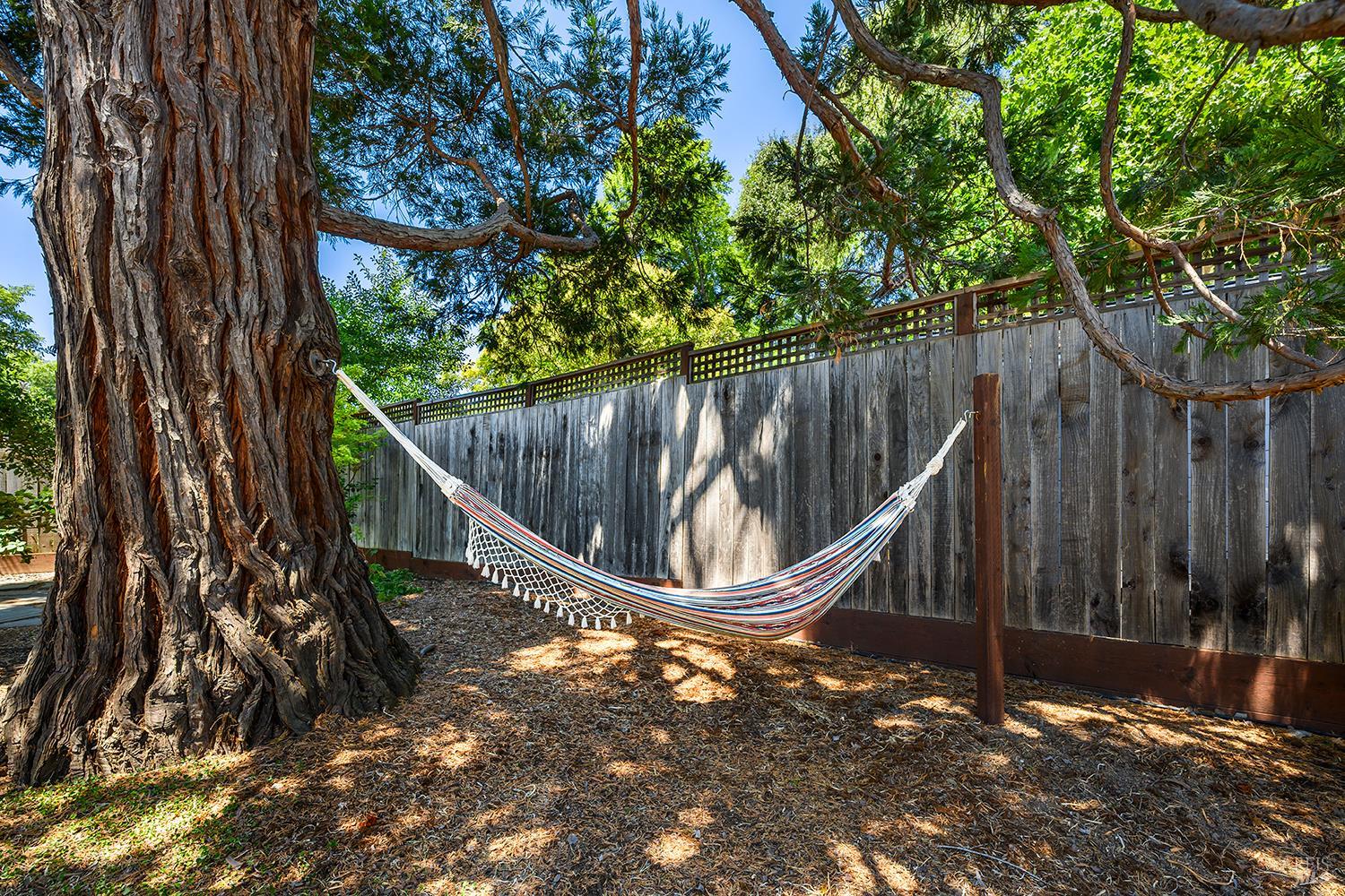 313 N Jefferson Street Cloverdale CA 95425