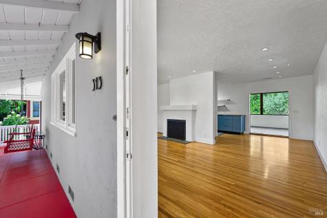 313 N Jefferson Street Cloverdale CA 95425