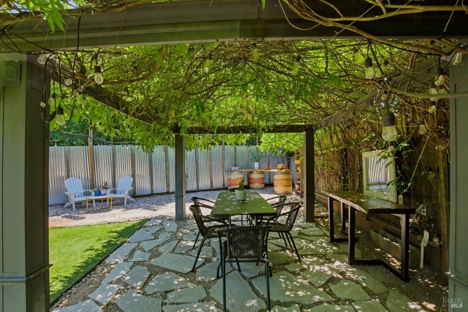 1773 Crinella Drive St. Helena CA 94574