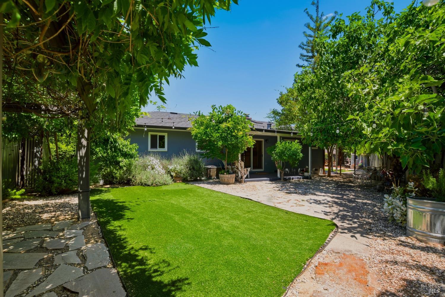 1773 Crinella Drive St. Helena CA 94574