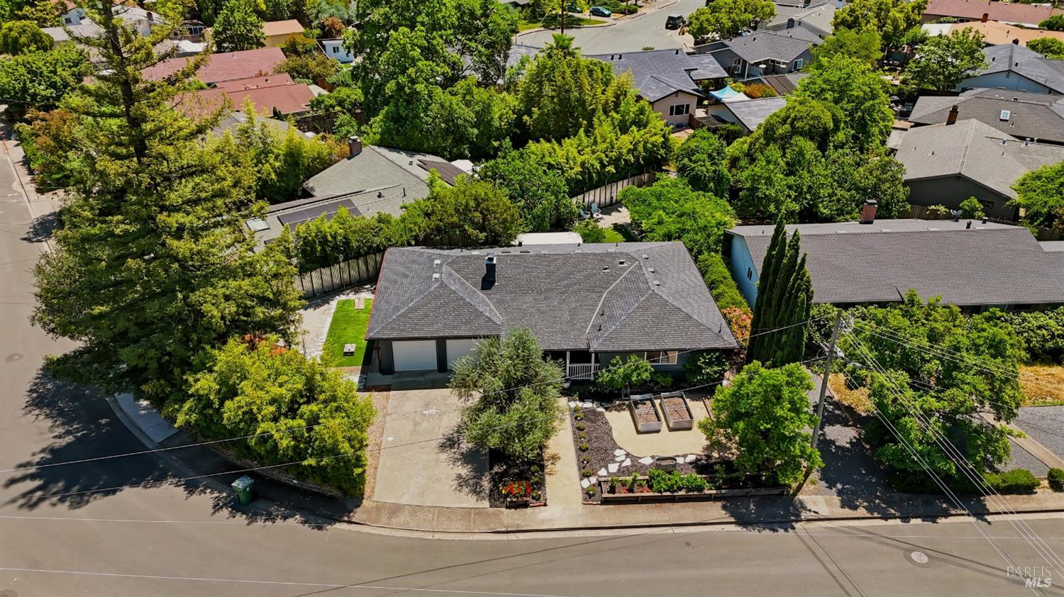 1773 Crinella Drive St. Helena CA 94574