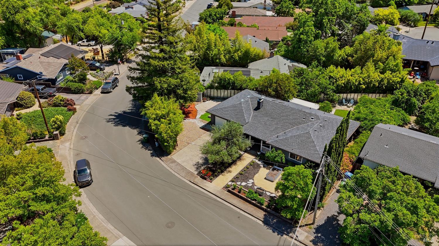1773 Crinella Drive St. Helena CA 94574