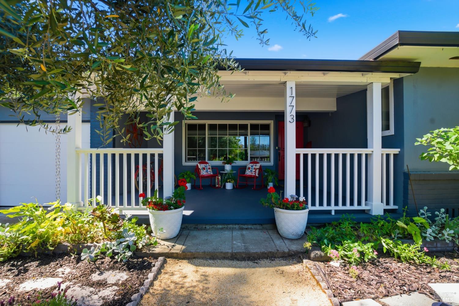 1773 Crinella Drive St. Helena CA 94574