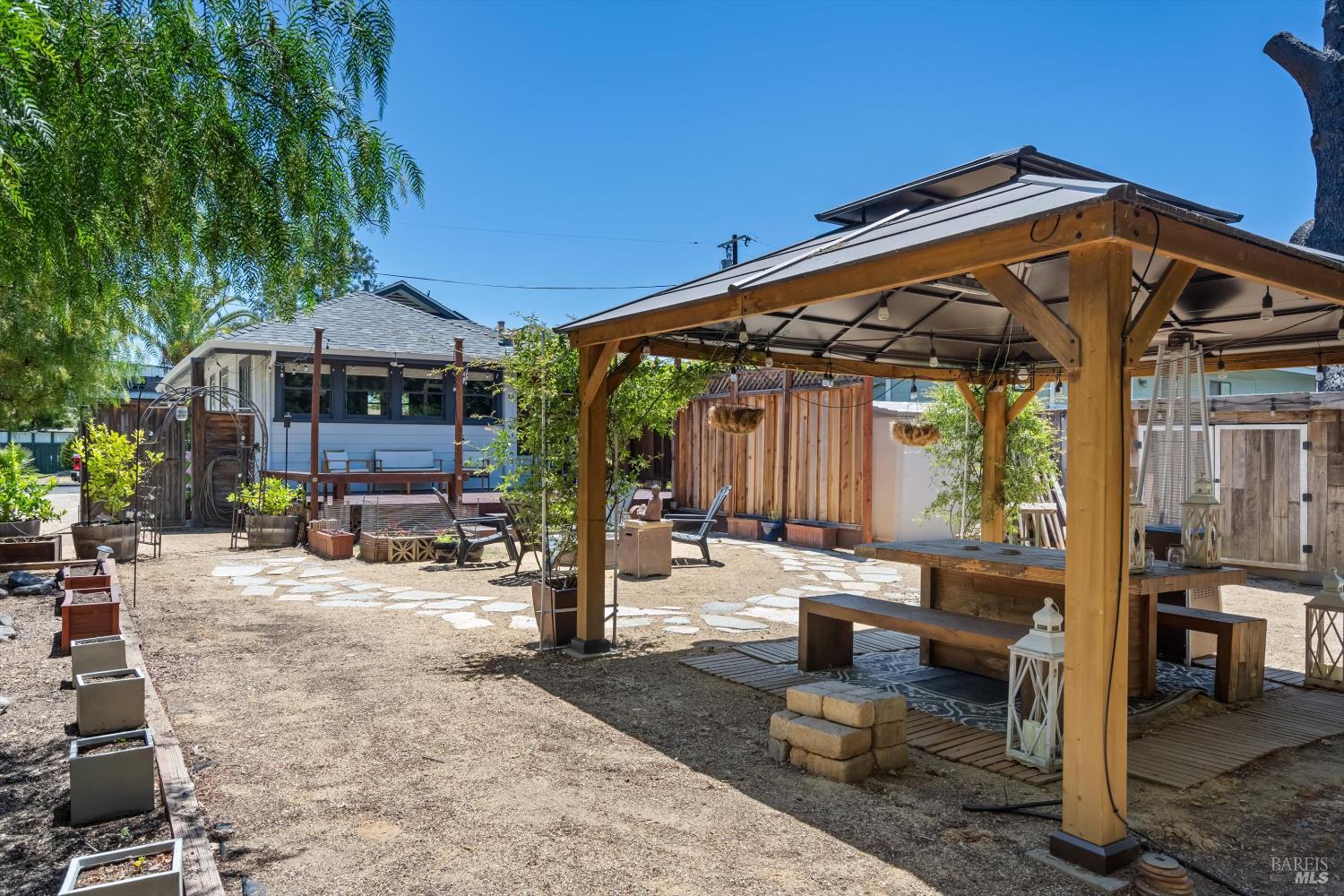 1413 Earl Street Calistoga CA 94515