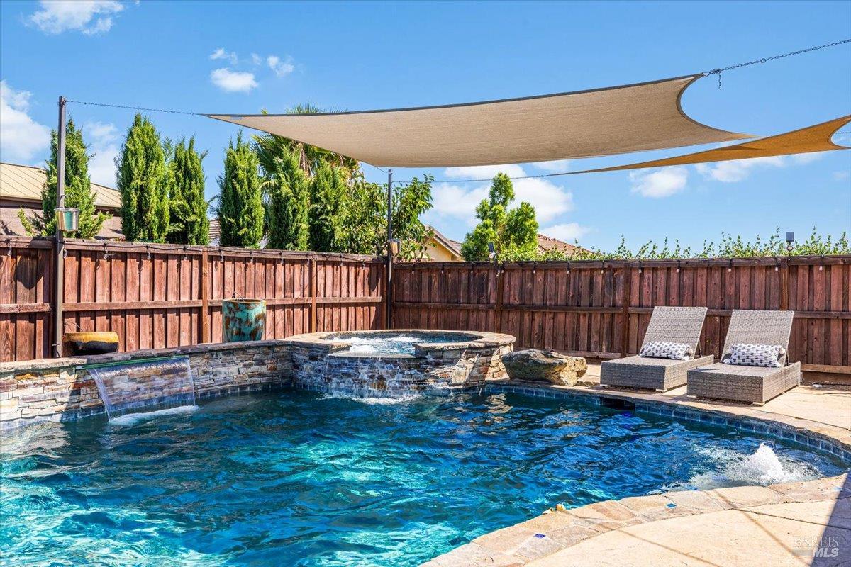 306 Shining Horse Way Vacaville CA 95688