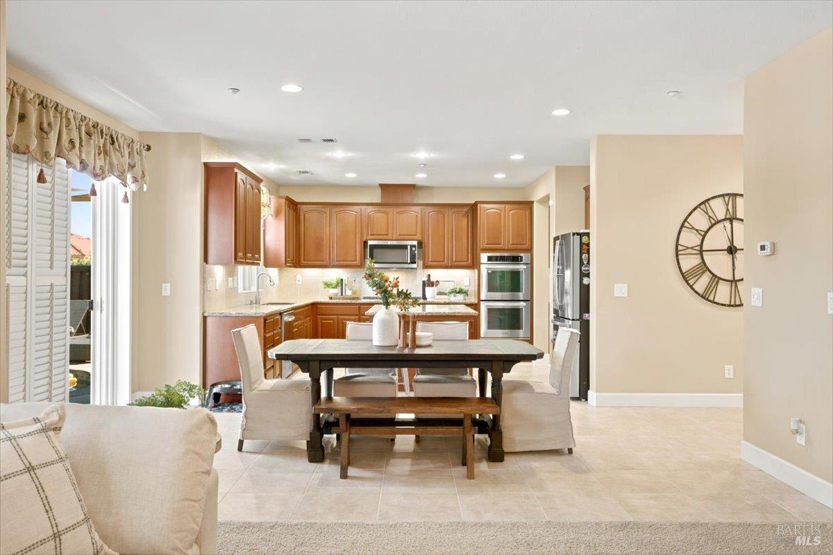 306 Shining Horse Way Vacaville CA 95688
