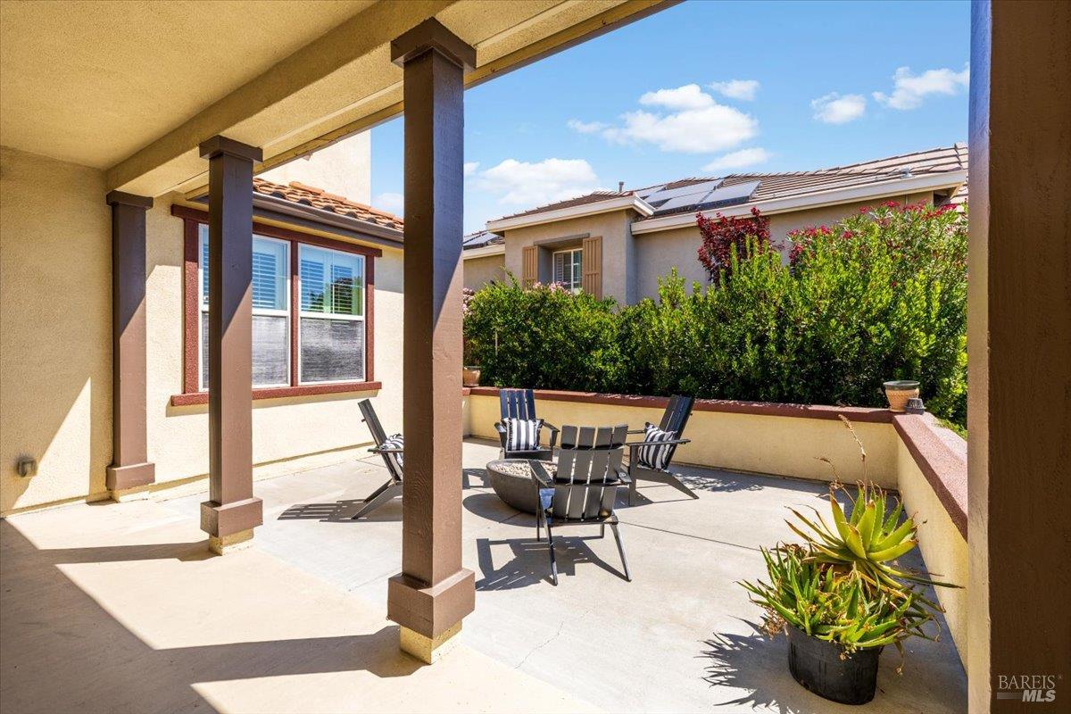 306 Shining Horse Way Vacaville CA 95688