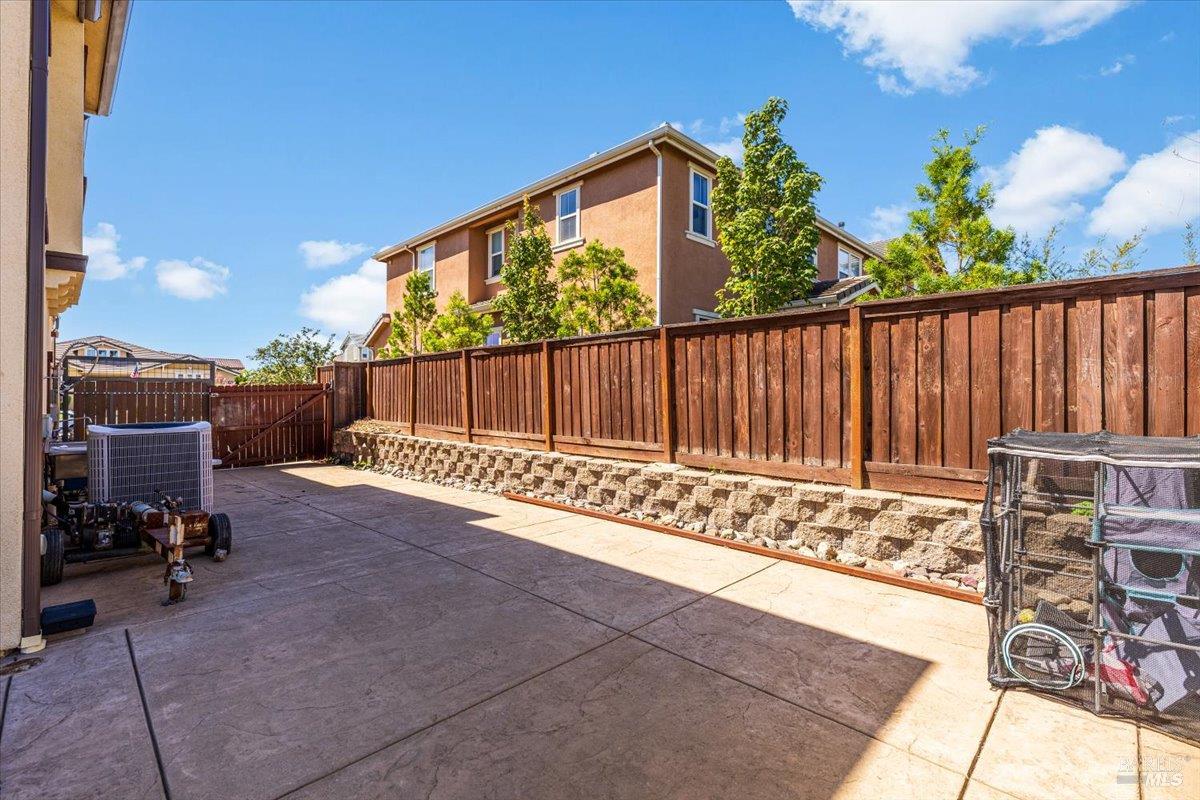 306 Shining Horse Way Vacaville CA 95688