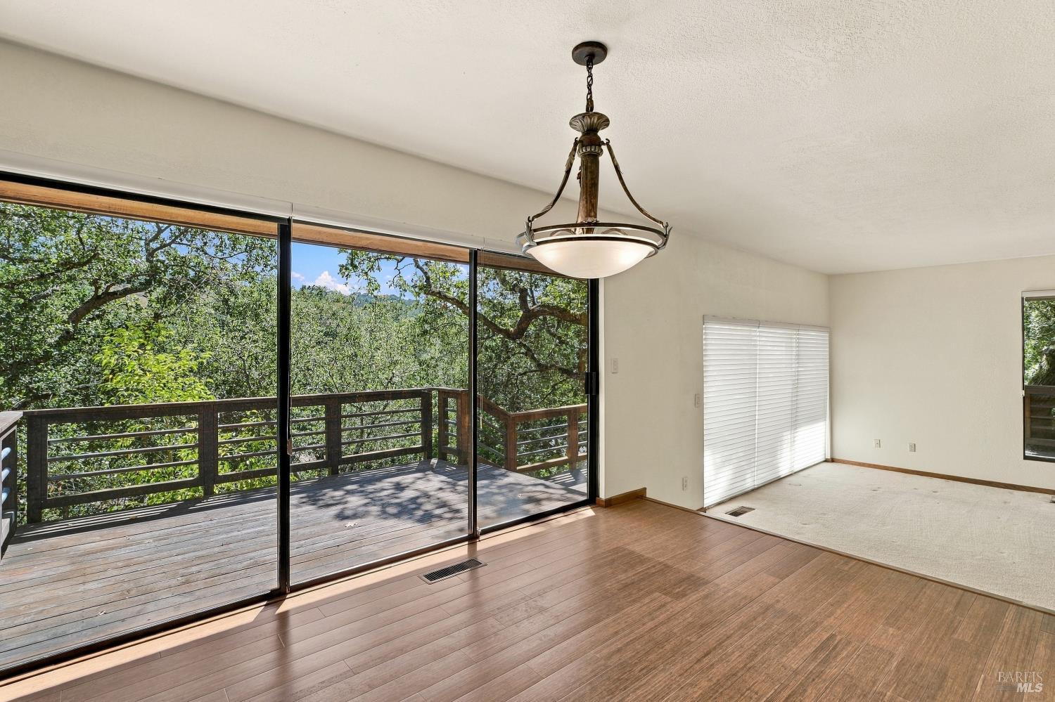 1672 Deer Run Santa Rosa CA 95405