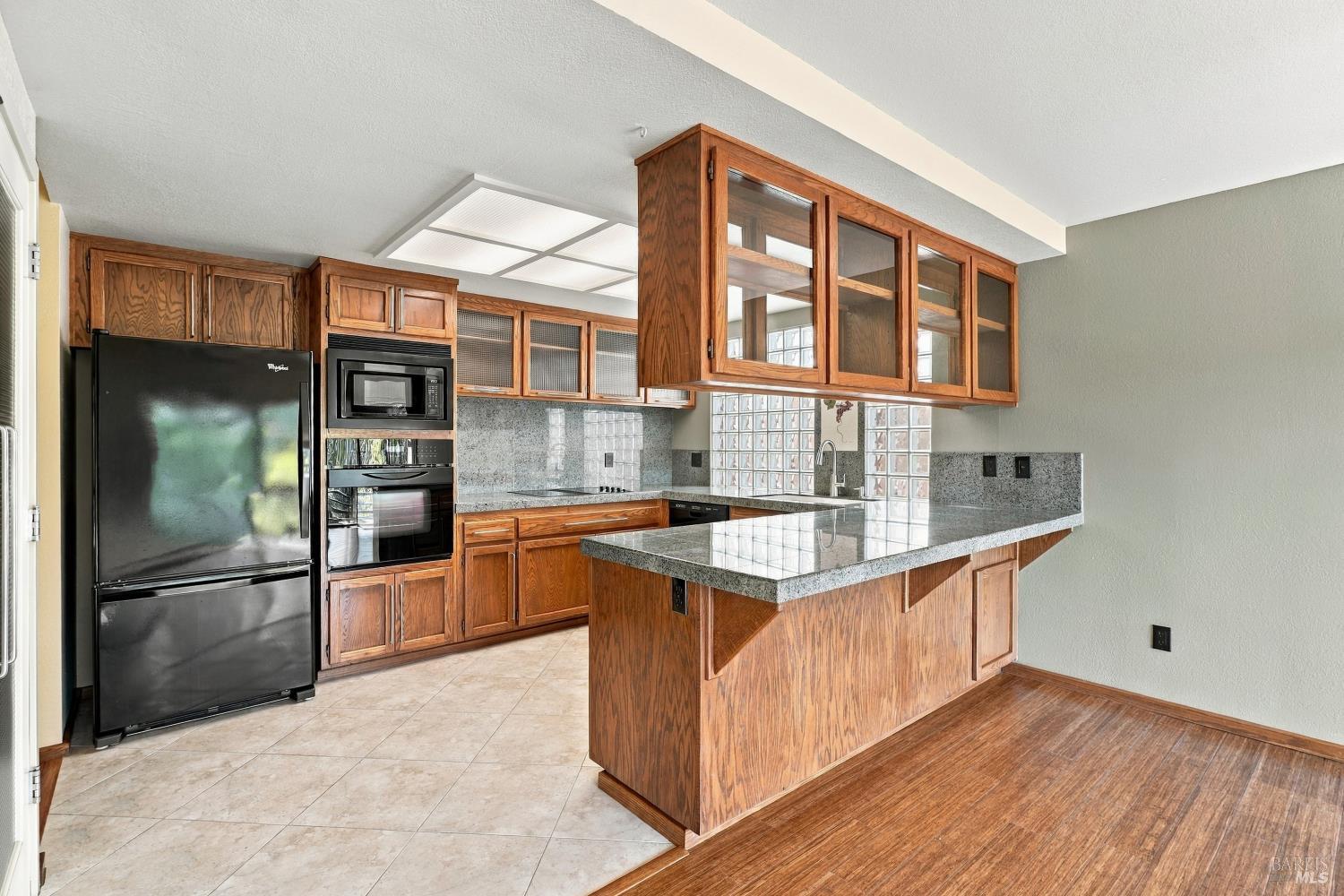 1672 Deer Run Santa Rosa CA 95405