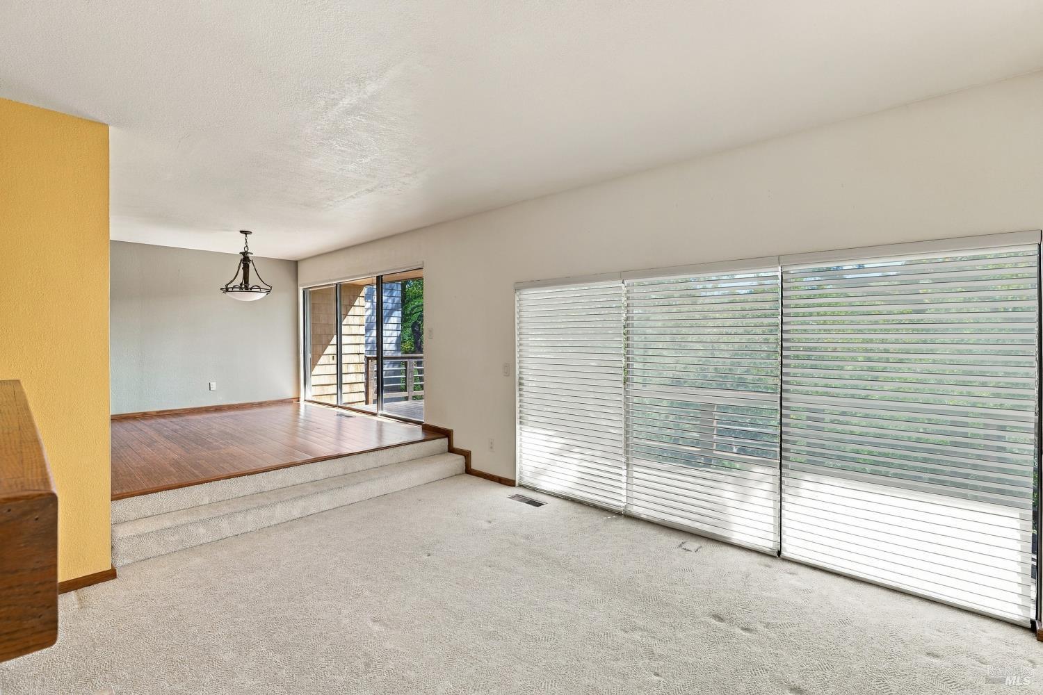 1672 Deer Run Santa Rosa CA 95405