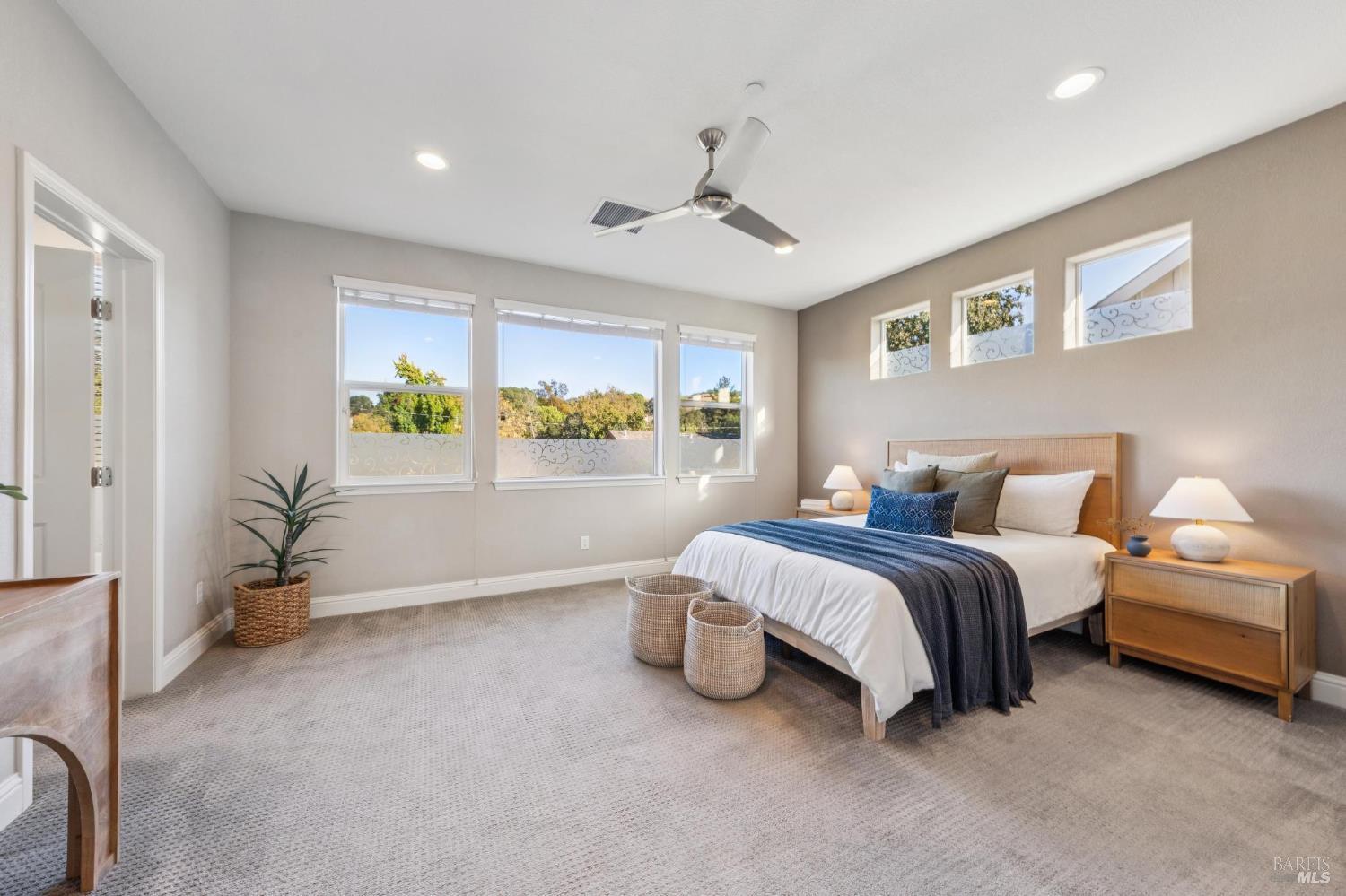 1362 Kawana Terrace Santa Rosa CA 95404
