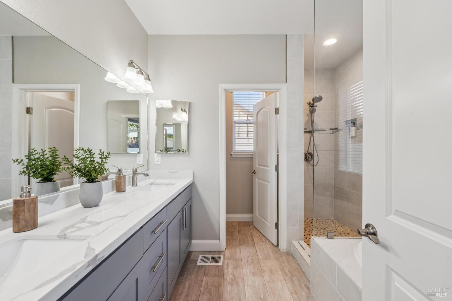 1362 Kawana Terrace Santa Rosa CA 95404