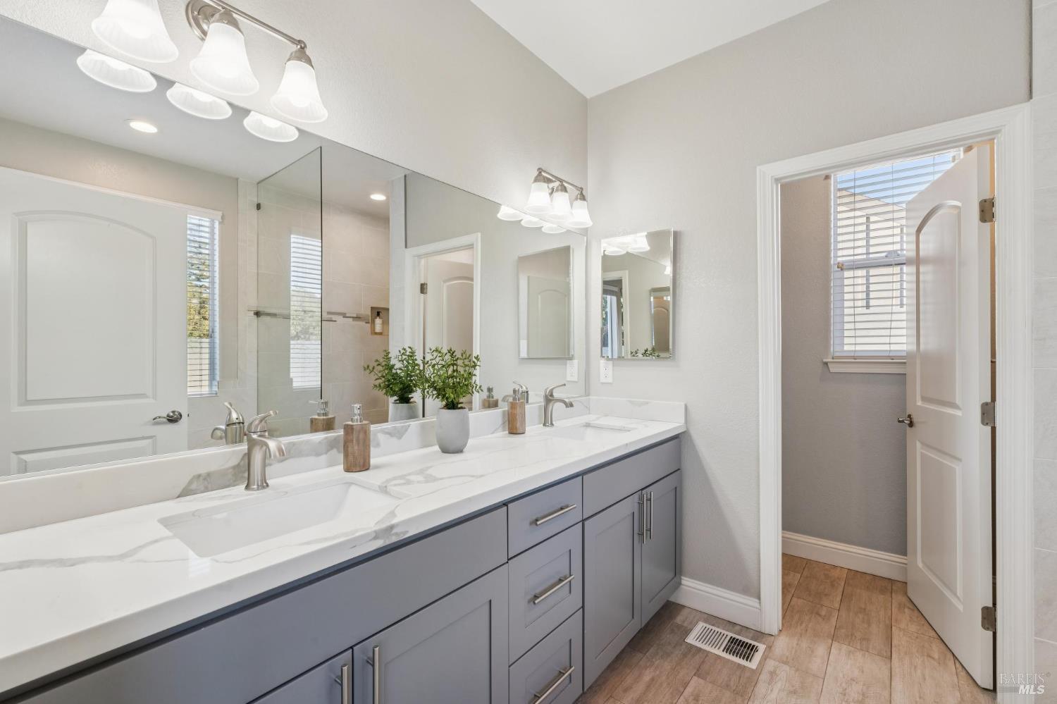 1362 Kawana Terrace Santa Rosa CA 95404