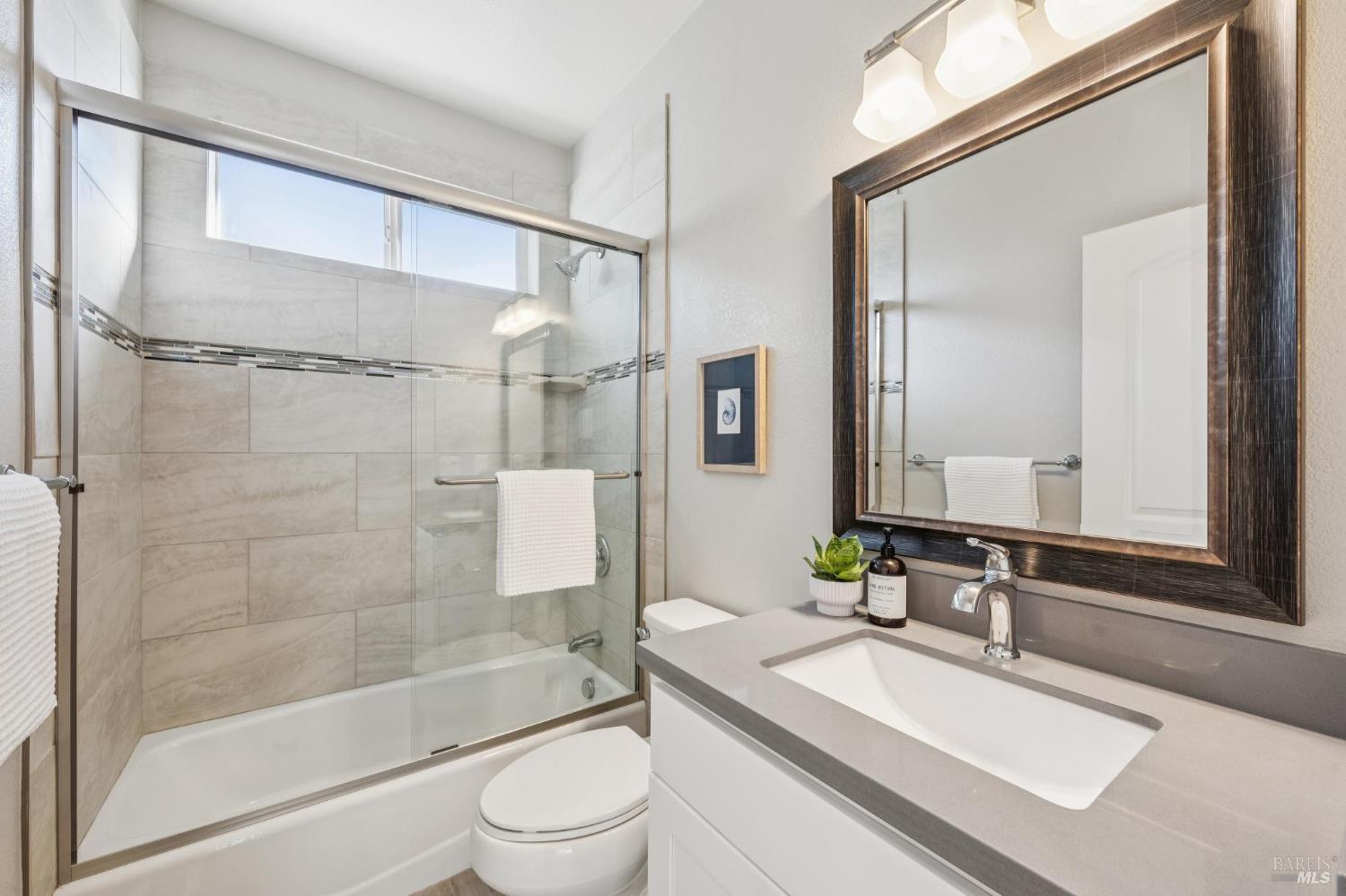 1362 Kawana Terrace Santa Rosa CA 95404