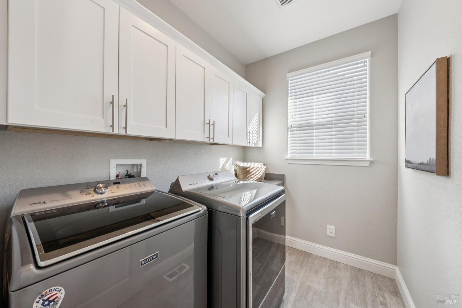 1362 Kawana Terrace Santa Rosa CA 95404