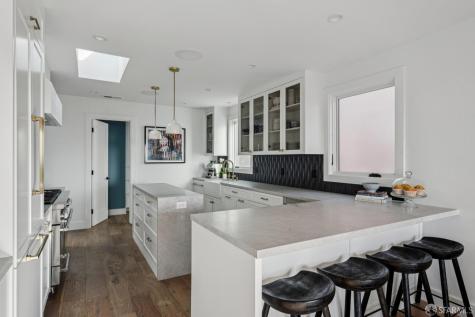 1990 16th Avenue San Francisco CA 94116