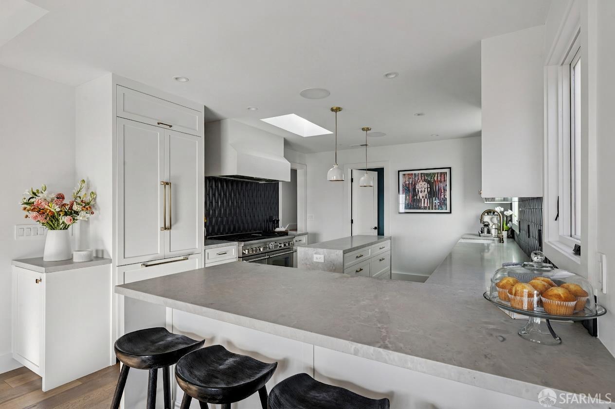 1990 16th Avenue San Francisco CA 94116