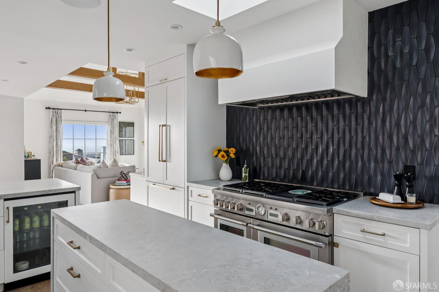 1990 16th Avenue San Francisco CA 94116
