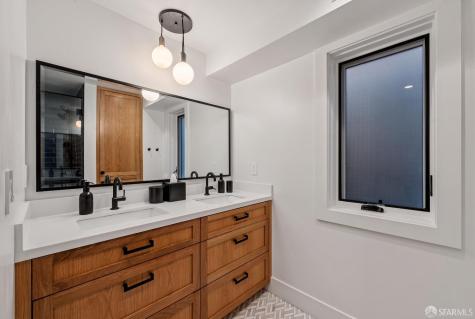 1990 16th Avenue San Francisco CA 94116