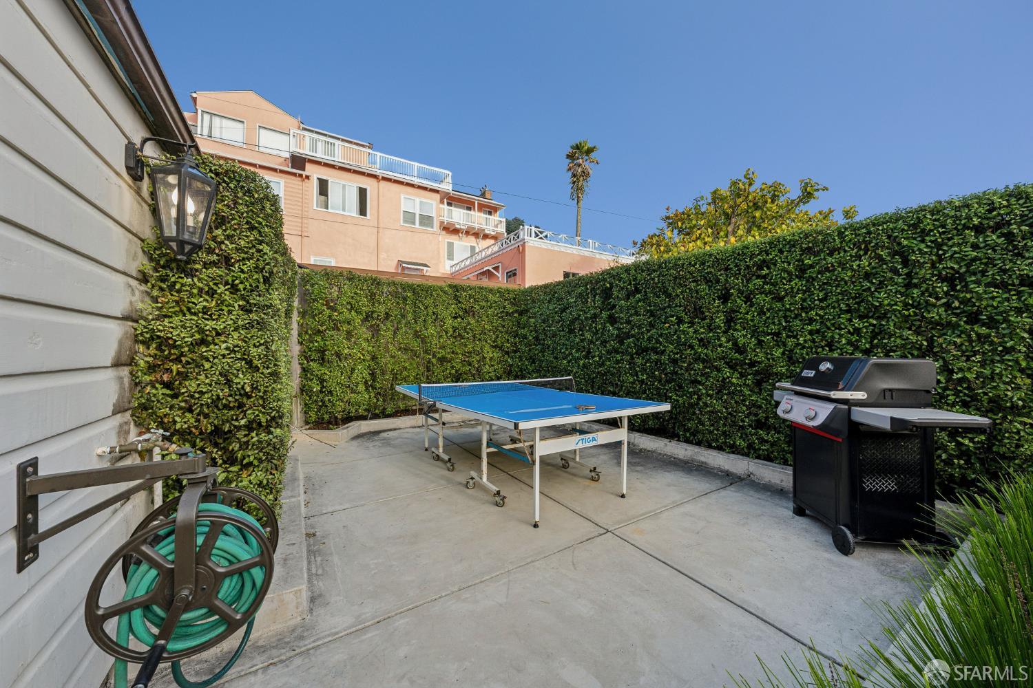 1990 16th Avenue San Francisco CA 94116