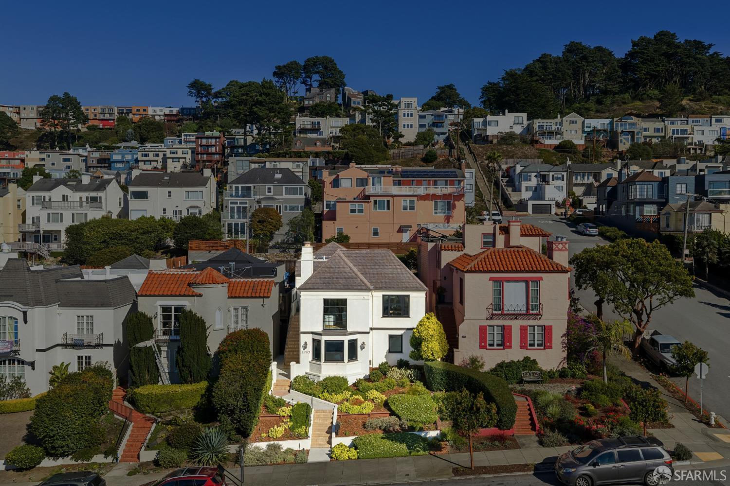 1990 16th Avenue San Francisco CA 94116